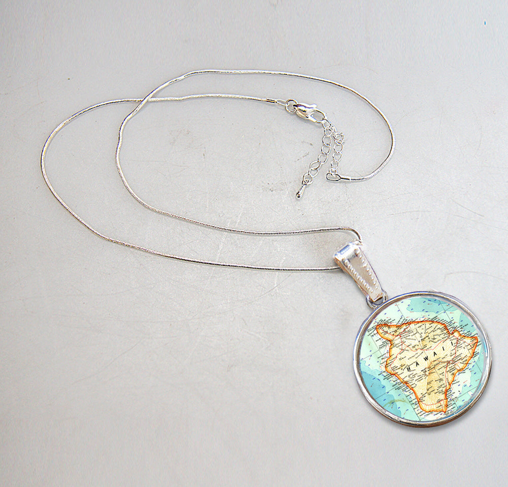Hawaii Silver-Plated Mother of Pearl Jewelry Pendant Necklace - 44057-3