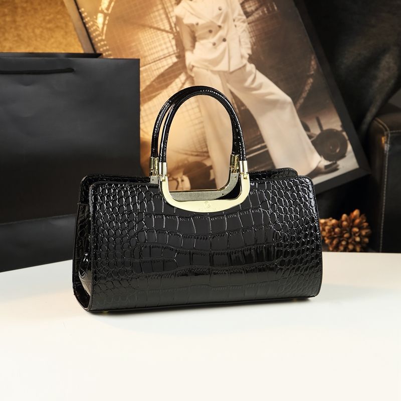 Cowhide Women's Patent Leather Crossbody Handbag