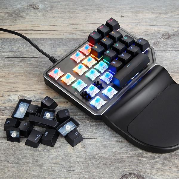 Gaming Keyboard and Mouse Set: MoBo V30 & K27