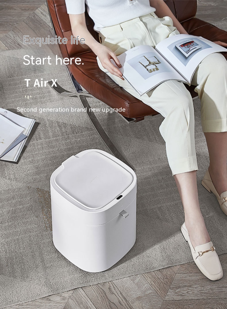 Auto Changing Trash Can