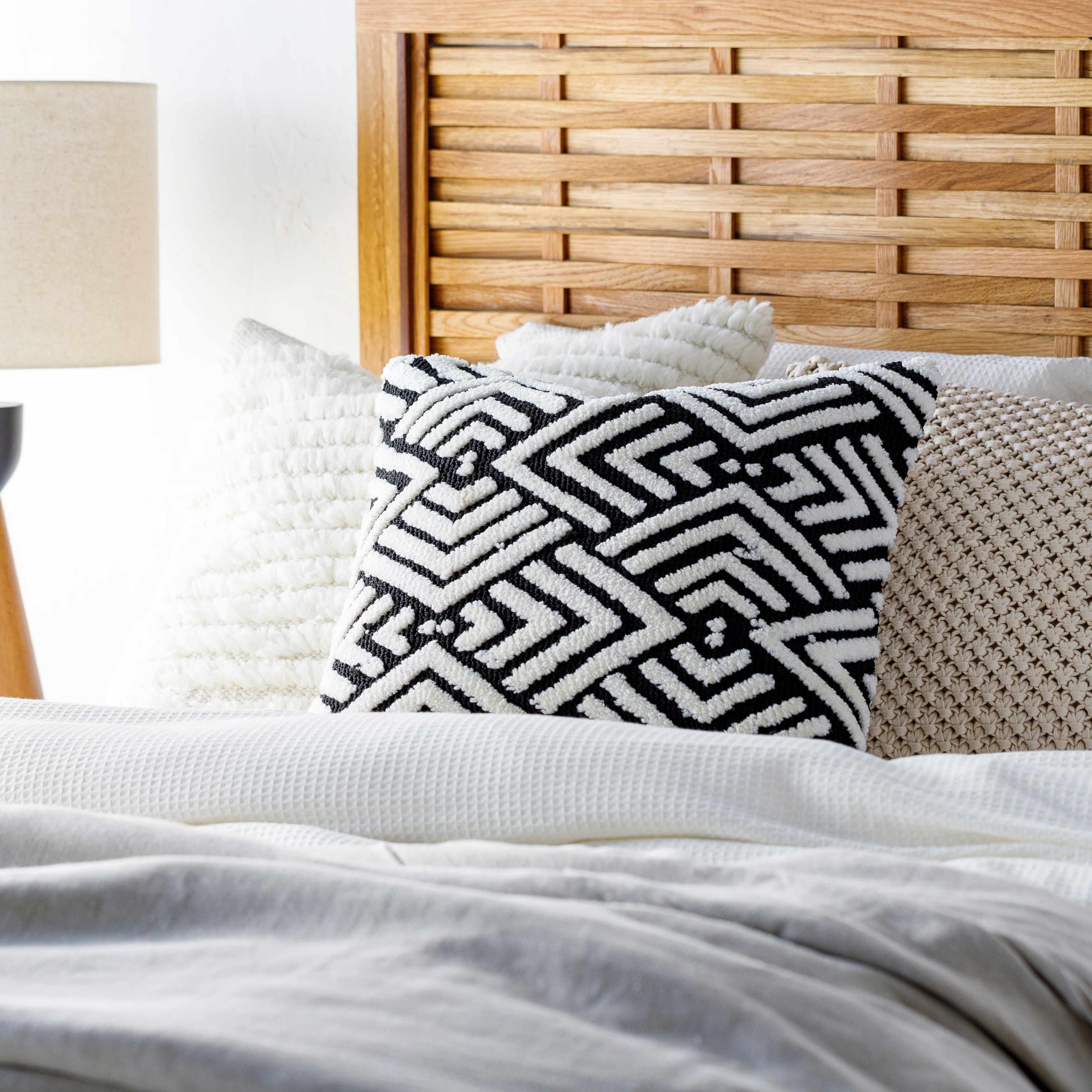 Calomboyan Pillow Cover-3