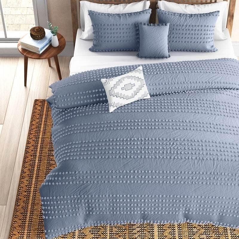 King size 5-Piece 100-Percent Cotton Clip Dot Boho Comforter Set in Denim Blue-2
