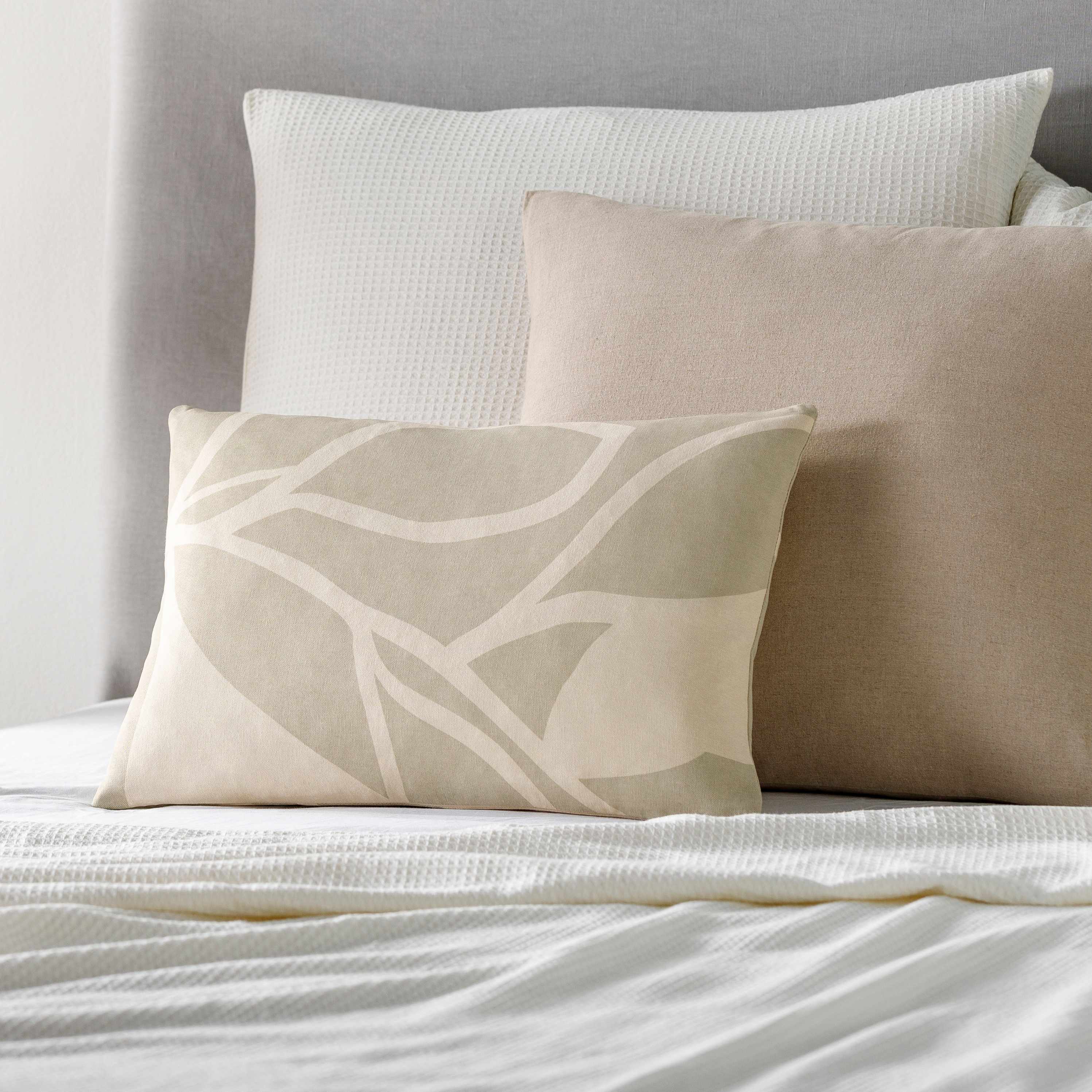 Lunen Throw Pillow - Clearance-4