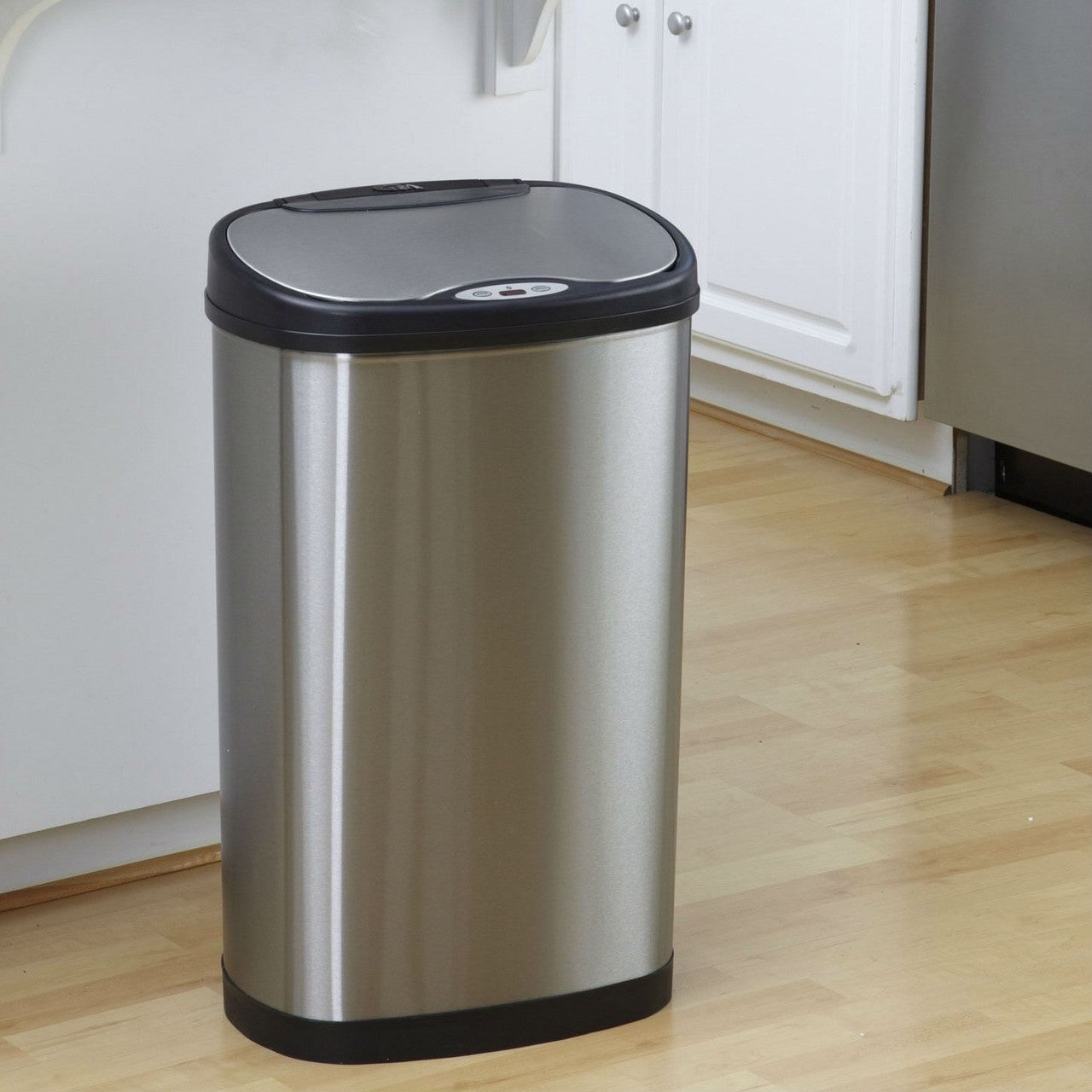 Stainless Steel 13 Gallon Touchless Kitchen Trash Can-1