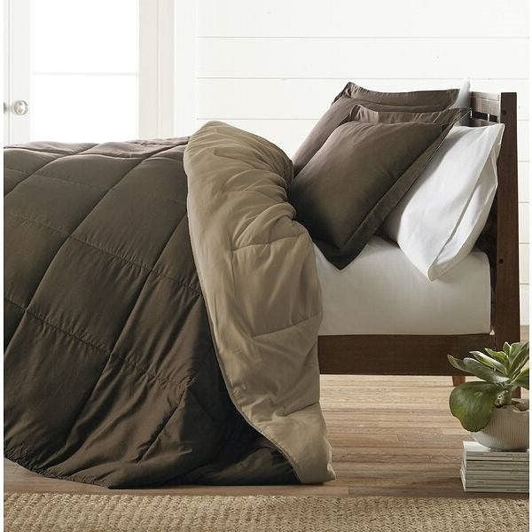 Full/Queen 3-Piece Microfiber Reversible Comforter Set in Taupe Brown-1