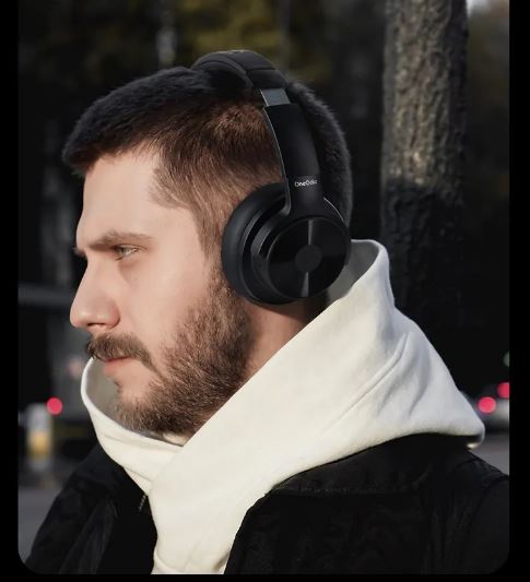 Wireless Bluetooth Headset with ANC & Subwoofer Sound