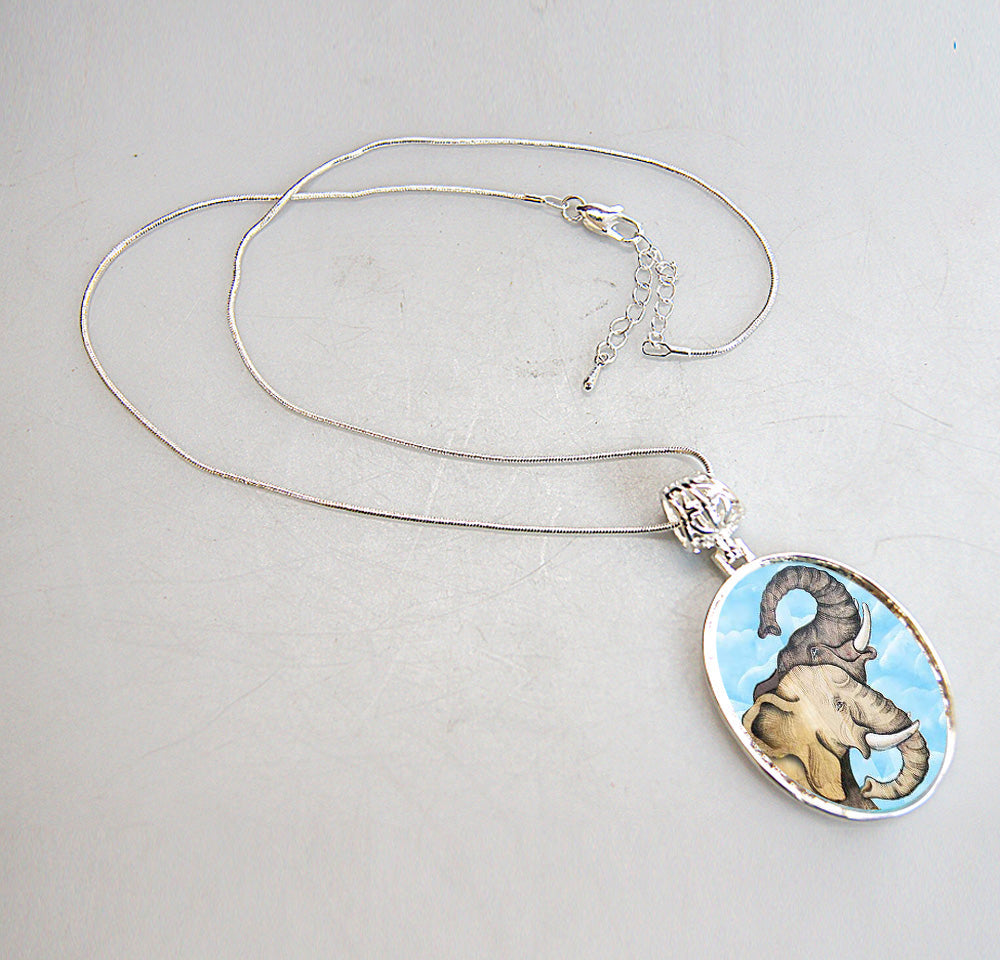 Elephant Trunks Silver Plated Mother of Pearl Jewelry Necklace - 44017-1