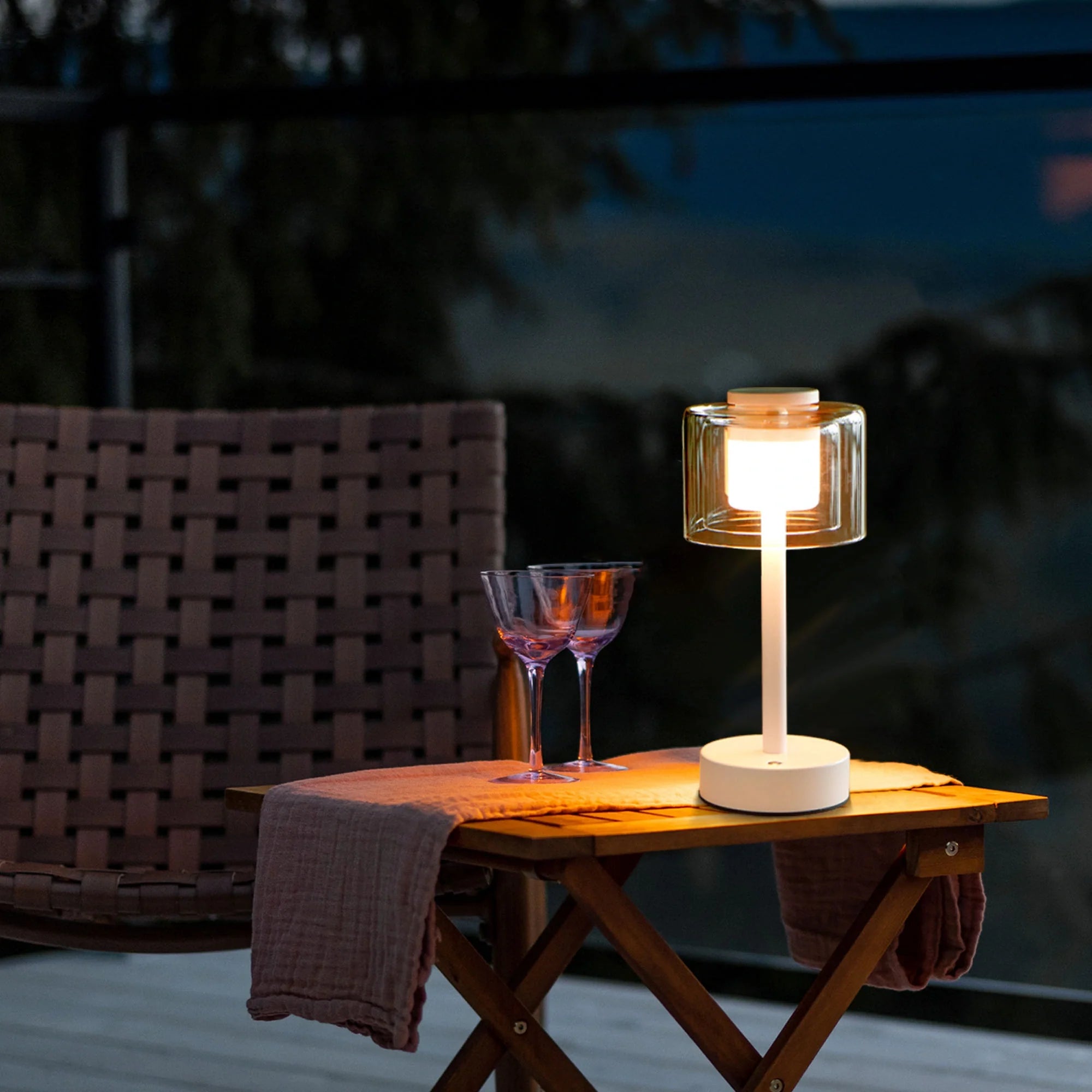 11" H 3-Way Dimmable Rechargeable Lamp-1