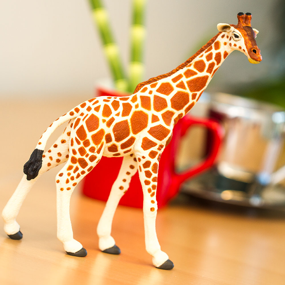 Reticulated Giraffe Toy-4