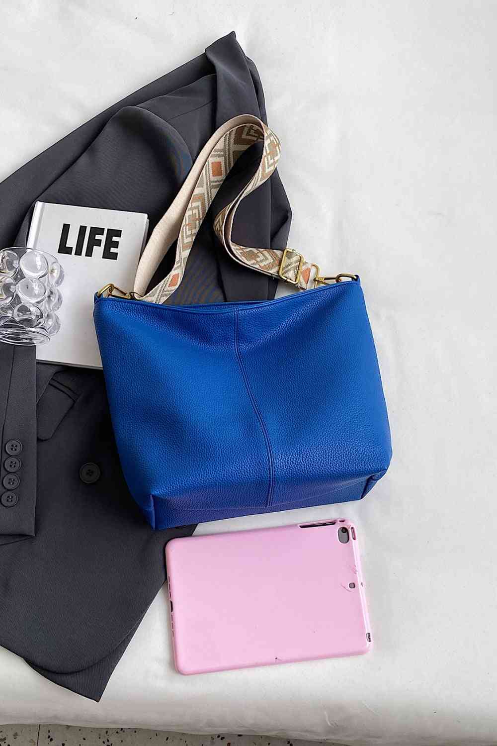Meg Shoulder Bag-8
