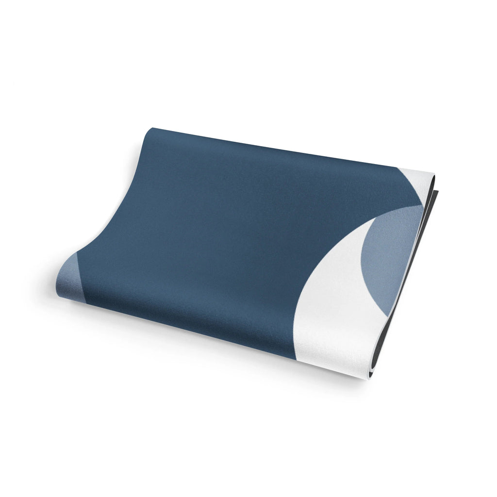 Astrid Non-Slip Yoga Mat – Premium Traction, Plush Cushioning & Night-Sky Aesthetic-3