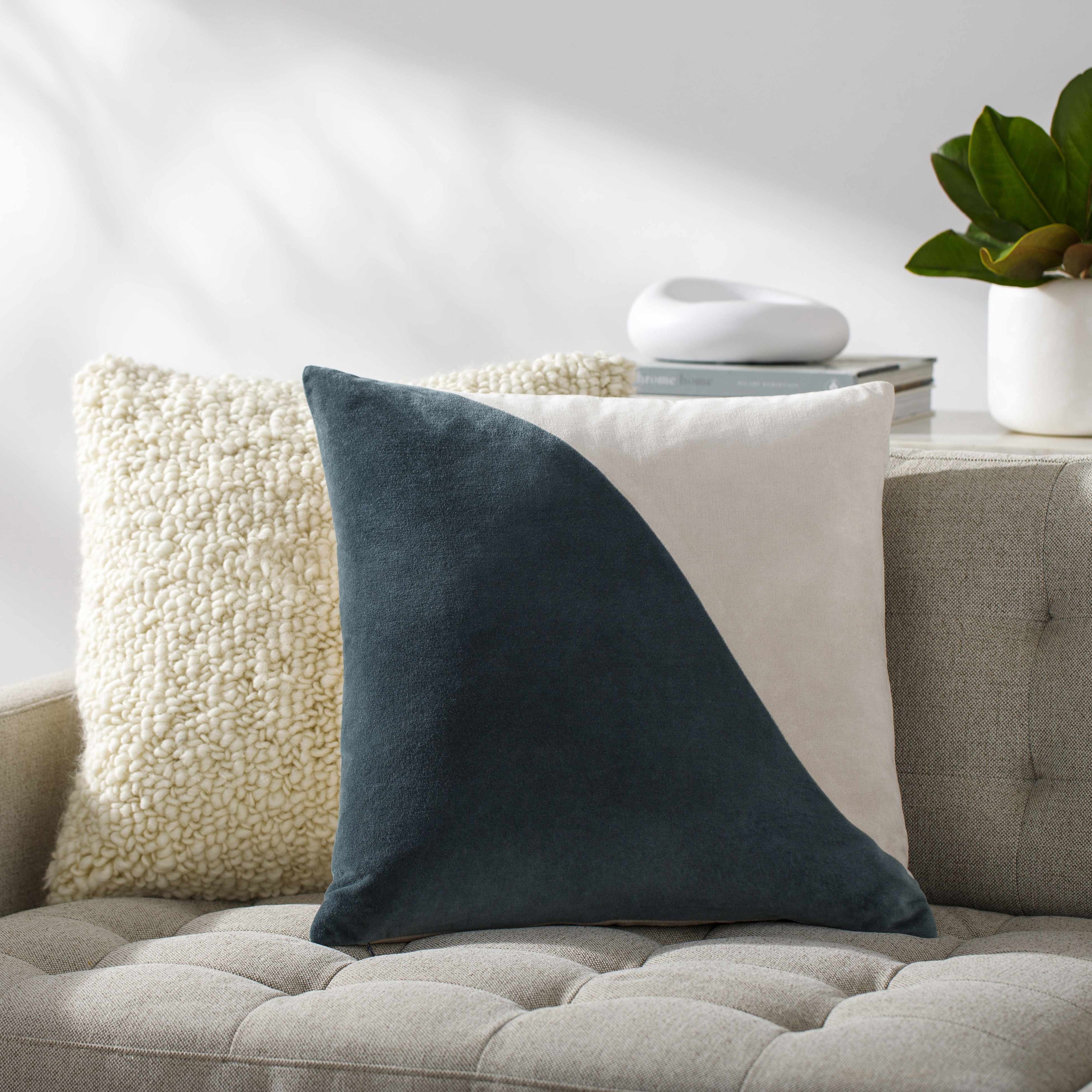 Kelin Lumbar Pillow - Clearance-0