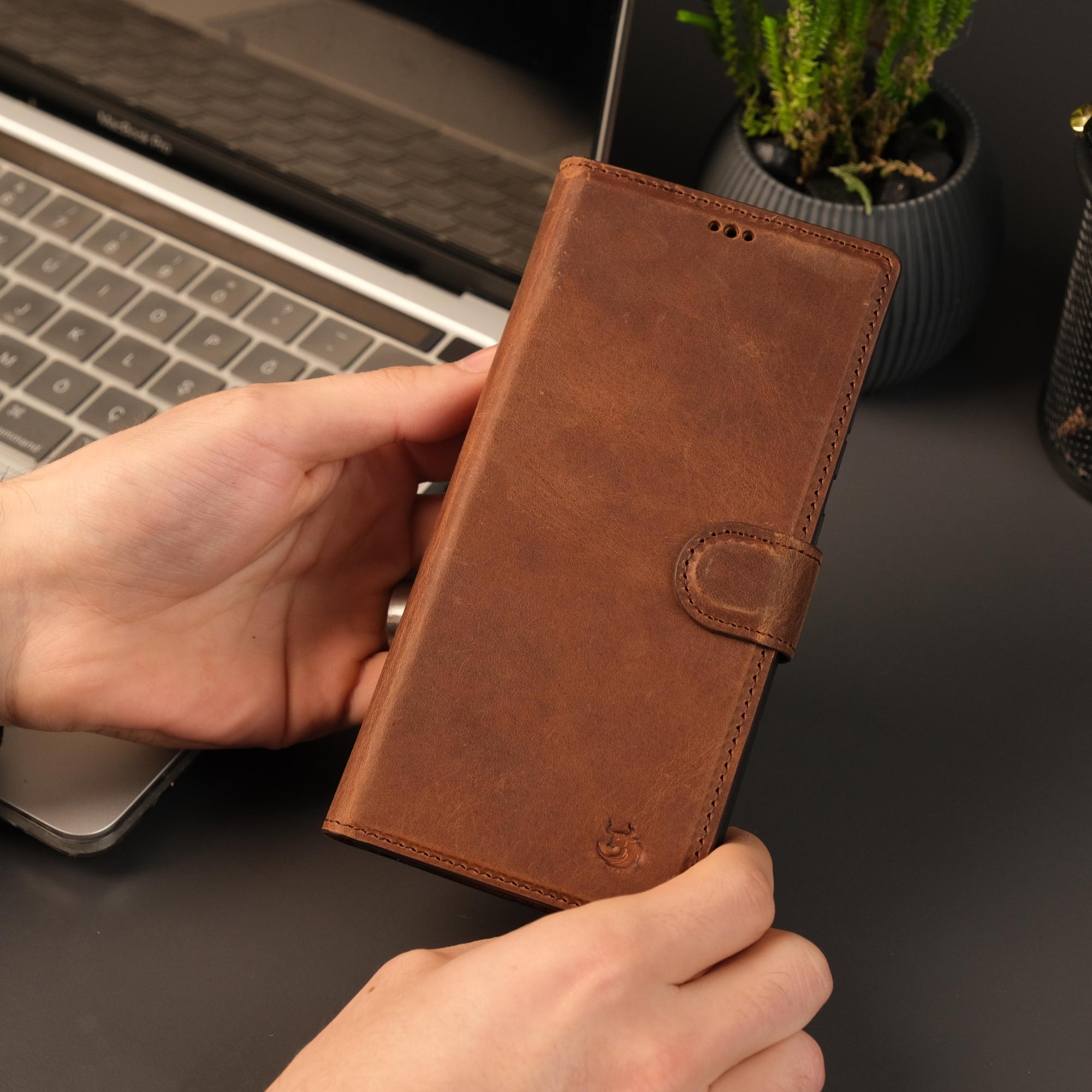 Leather Samsung Galaxy S25 Ultra Wallet Case | Buffalo-1