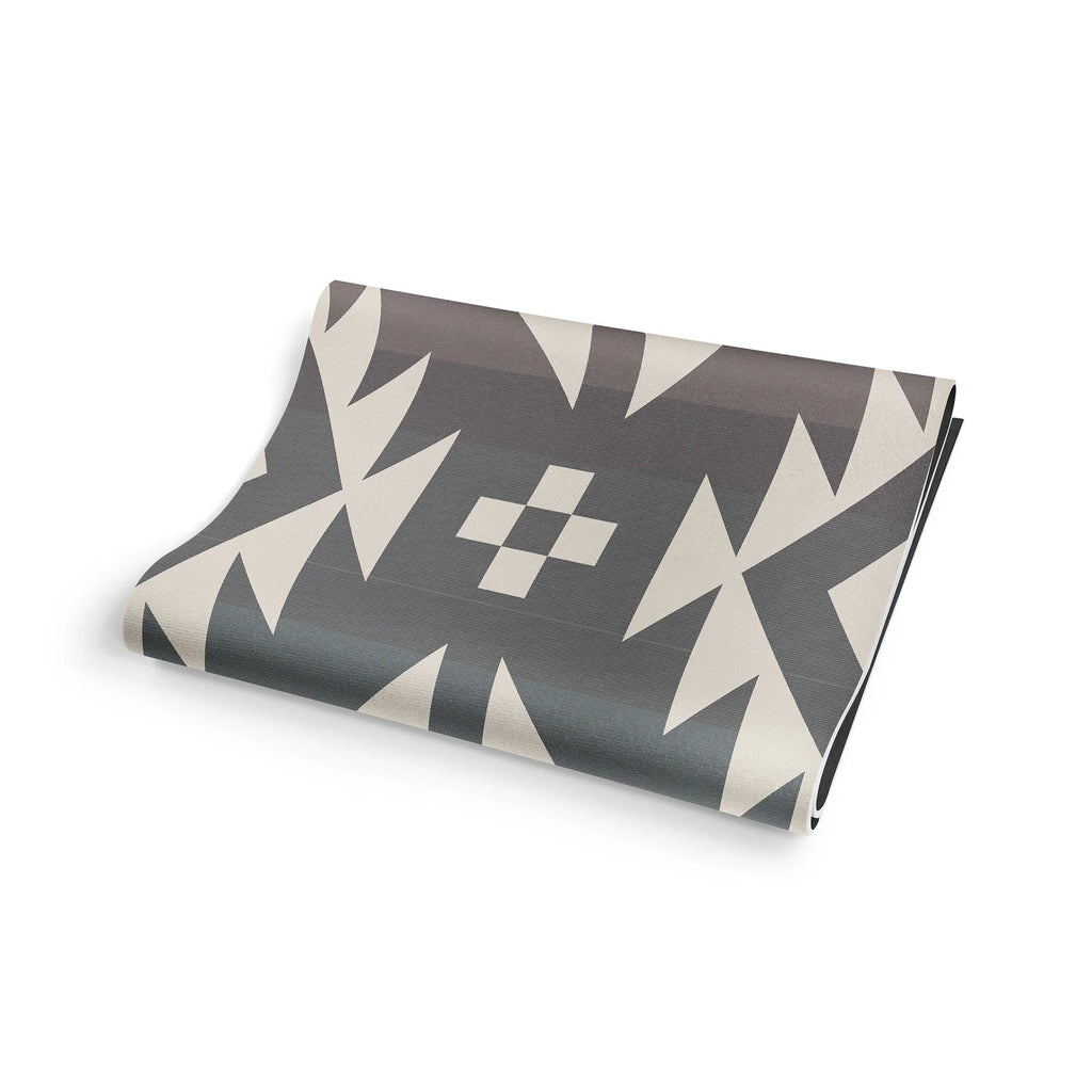 Obsidian Ridge Yoga Mat – 6 mm Extra Thick, Double-Sided Non-Slip, Eco-Friendly PER with UV-Printed Design | Yune Yoga-4